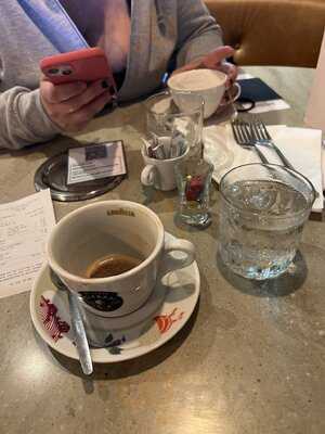 All Bar One 2 - Edinburgh Airport East