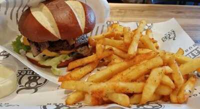 Ohannes Burger Preston