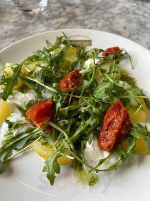 Browns Brasserie & Bar