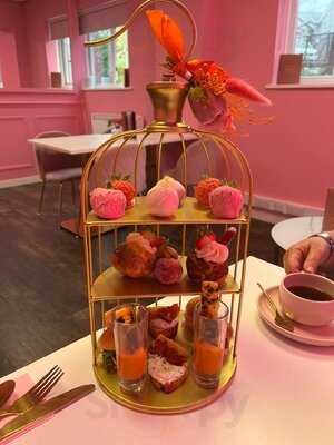 Signature Strawberried Ltd