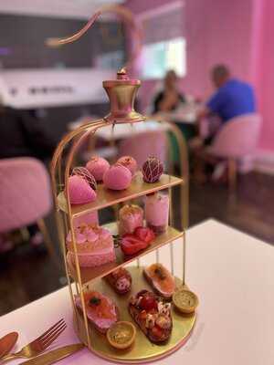 Signature Strawberried Ltd