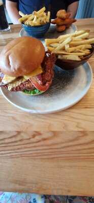 Riverside Restaurant And Bar