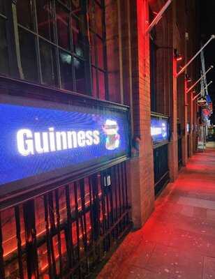 Lanigans Pub ,wood Street