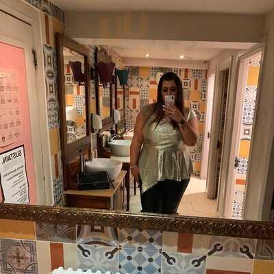 Superico Bar & Lounge