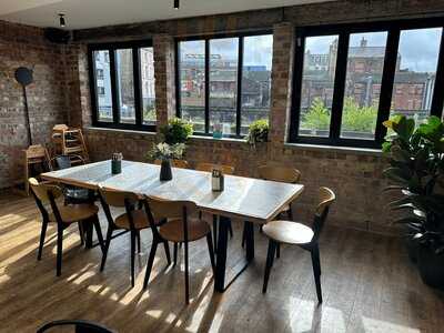 Hardware Coffee + Kitchen