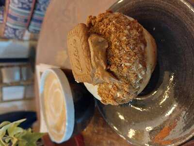 Doogles Donuts Mann Island