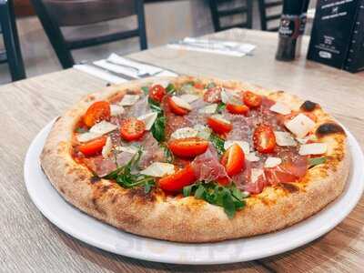 Romanelli Pizzeria & Bar