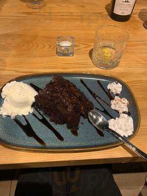 Med 3 Tapas - Longton