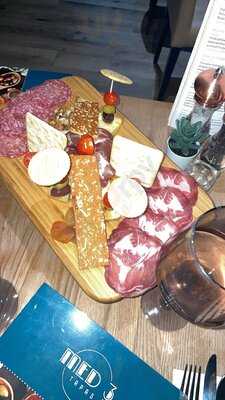 Med 3 Tapas - Longton