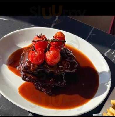 Dino Italian Restaurant & Pizza