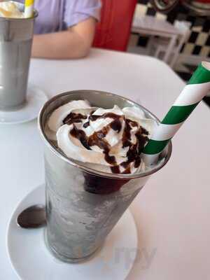 The Fabulous 50's Diner