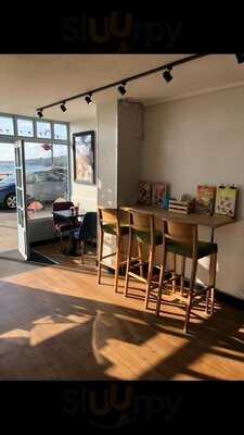 Warrens Bakery Brig-y-don