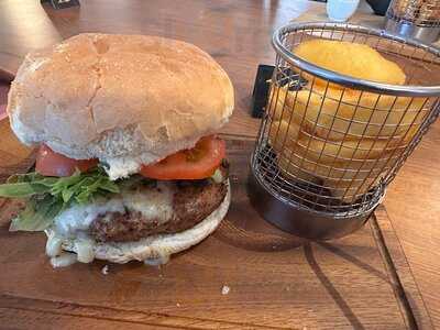 Ratatouille Cafe Bar Restaurant