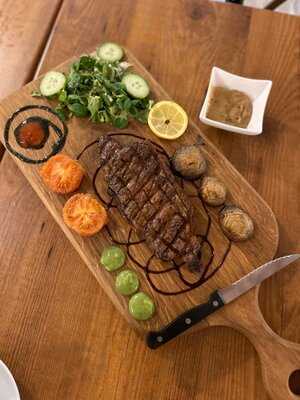 Ratatouille Cafe Bar Restaurant