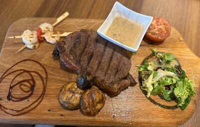 Ratatouille Cafe Bar Restaurant