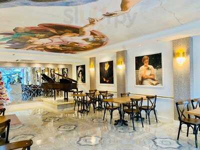 Ratatouille Cafe Bar Restaurant