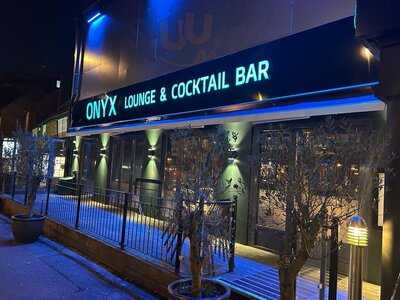 Onyx Cocktail Bar & Lounge