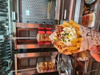 Meet And Eat Handforth