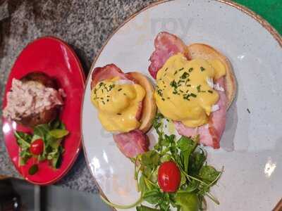 Meet And Eat Handforth