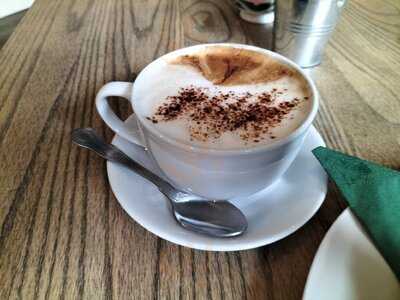 Fork & Brush Arts Cafe