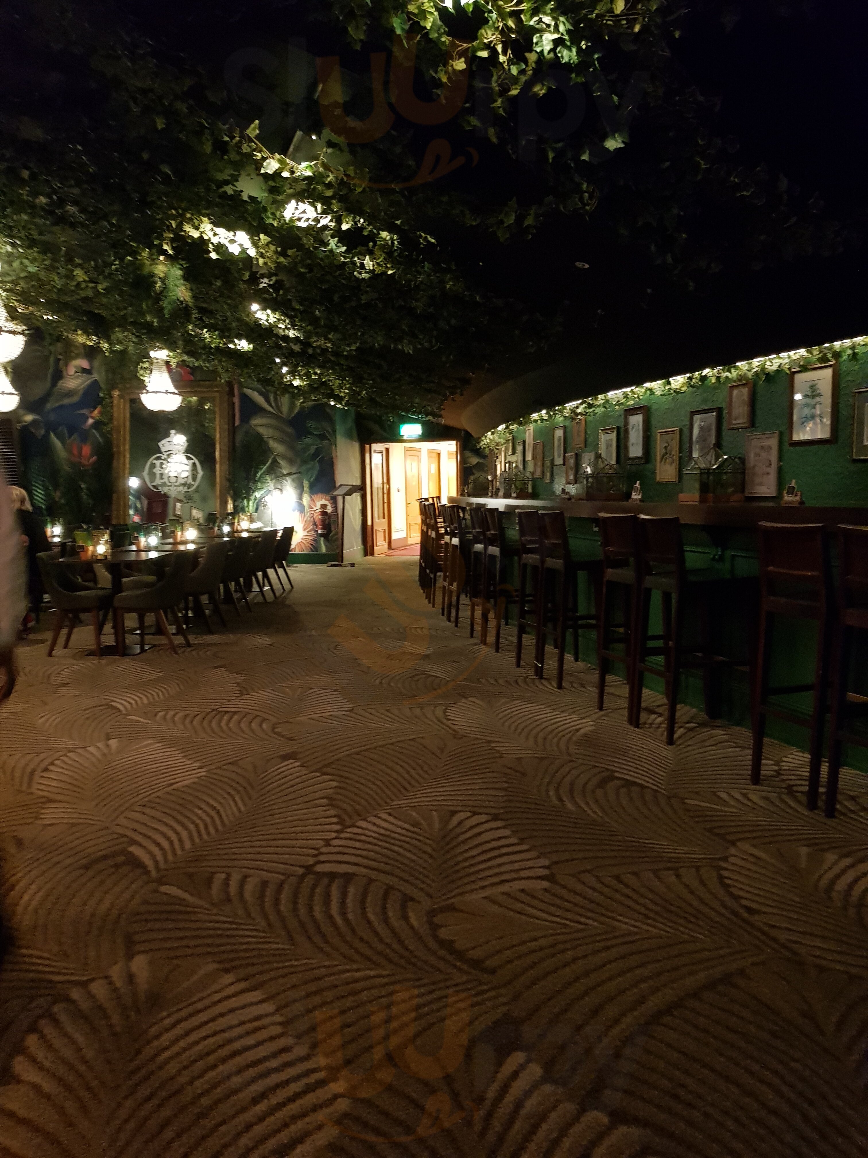 Kensington Gardens Bar