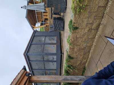 Alpaca Meadows And Cafe