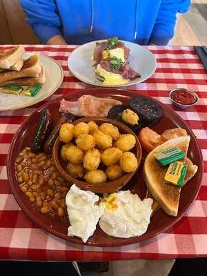 Rise And Grind Bistro