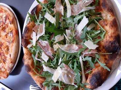 Dini Pizza And Espresso Bar