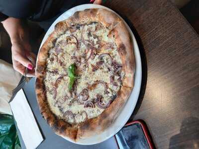 Dini Pizza And Espresso Bar