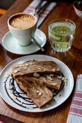 Hugs And Bites Islington