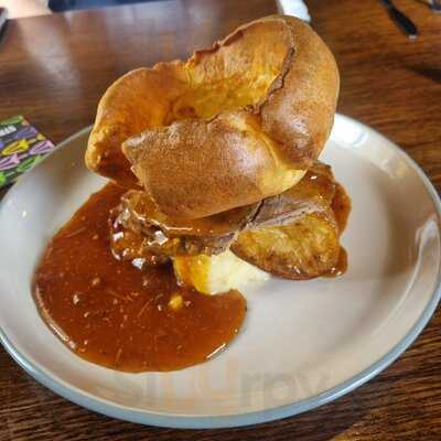 West End House Tavern