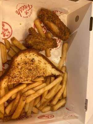 Slim Chickens Plymouth