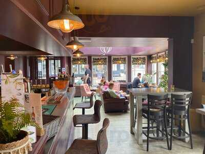 44 - Cafe - Bar - Bistro