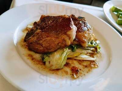 Bouchon Racine At The Three Compasses