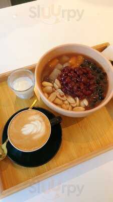 Endorphins Dessert Cafe