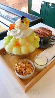 Endorphins Dessert Cafe