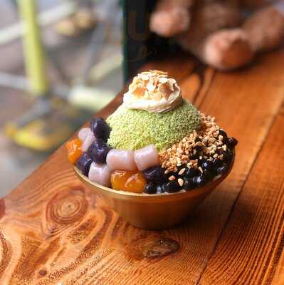 Endorphins Dessert Cafe