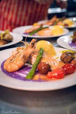 World Dorado Steakhouse