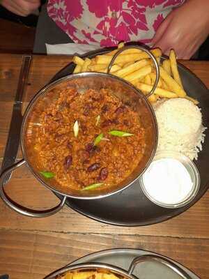 River And Roads Cafe And Bistro