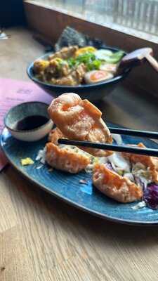 Suki Suki Street Food & Bar