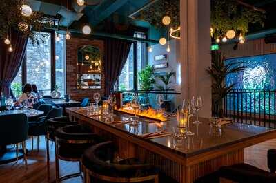 Oche The Strand Restaurant