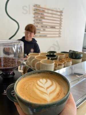 Daisy & Bean Bakeshop