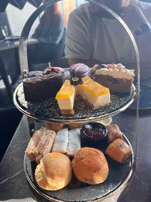 3 Sixty Restaurant & Bar