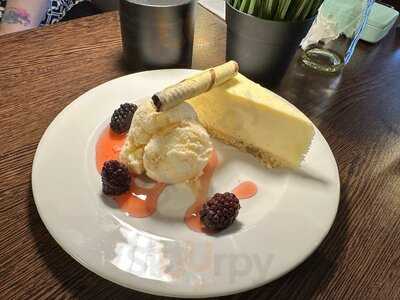 Beneroti Bar & Bistro