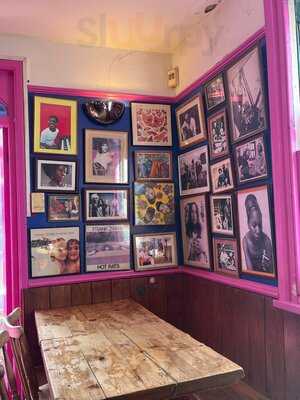 Kennys Rock And Soul Cafe