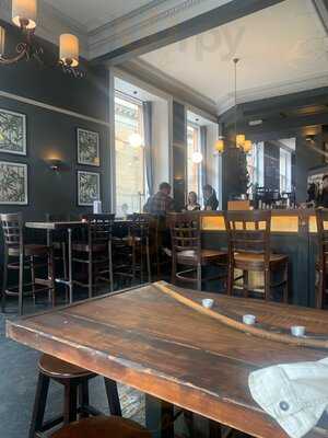 St John's - Bar & Restaurant