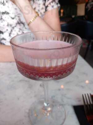 Isabel's Restaurant & Bar