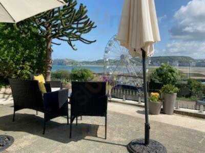 Upper Crust At The Bryn-y-mor Hotel