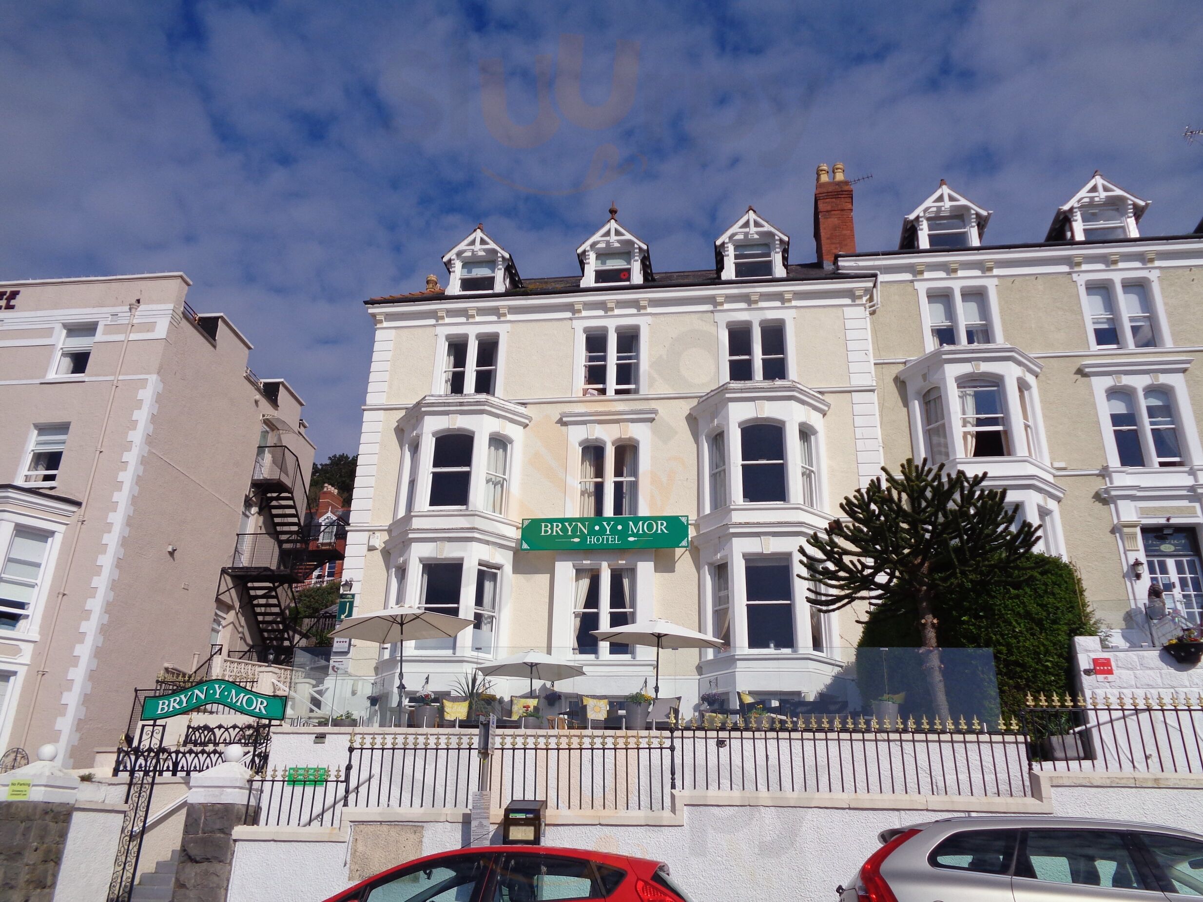 Upper Crust At The Bryn-y-mor Hotel