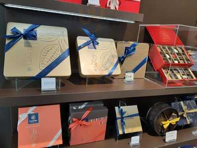 Leonidas Exeter Chocolate Cafe